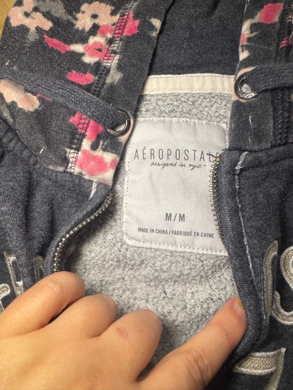 Aeropostale Y2K Zip Up Hoodie Gray Pink Women's Size Medium - Picture 3 of 4